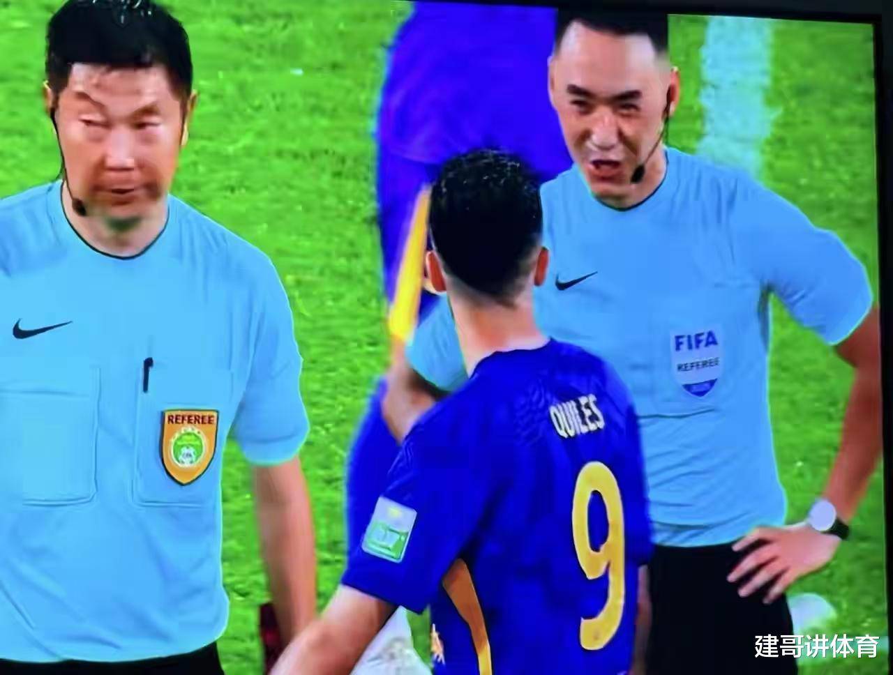 泰山官宣两人外租离队：前国脚刚因辱骂裁判遭重罚(前国脚查无此人)