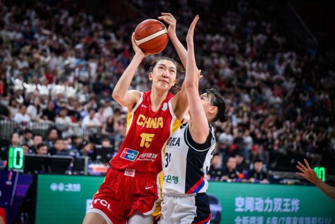 王思雨22年女篮世预赛个人集锦，对阵美国砍17分6助攻的简单介绍