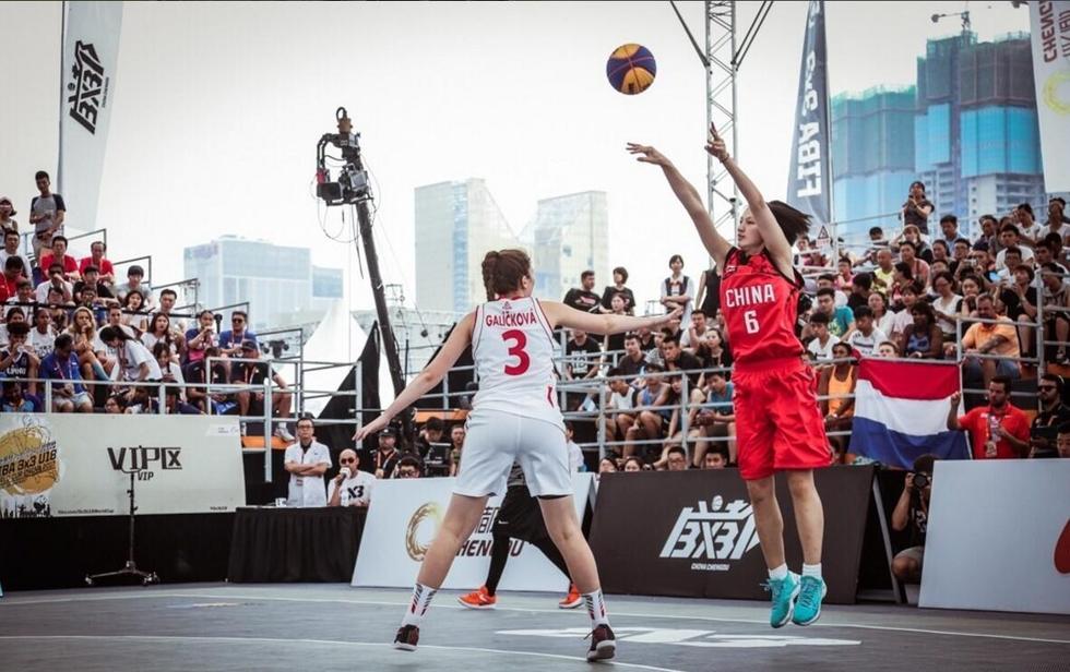 关于FIBA分享三篮世界杯精彩瞬间：裁判兼职动作指导的信息