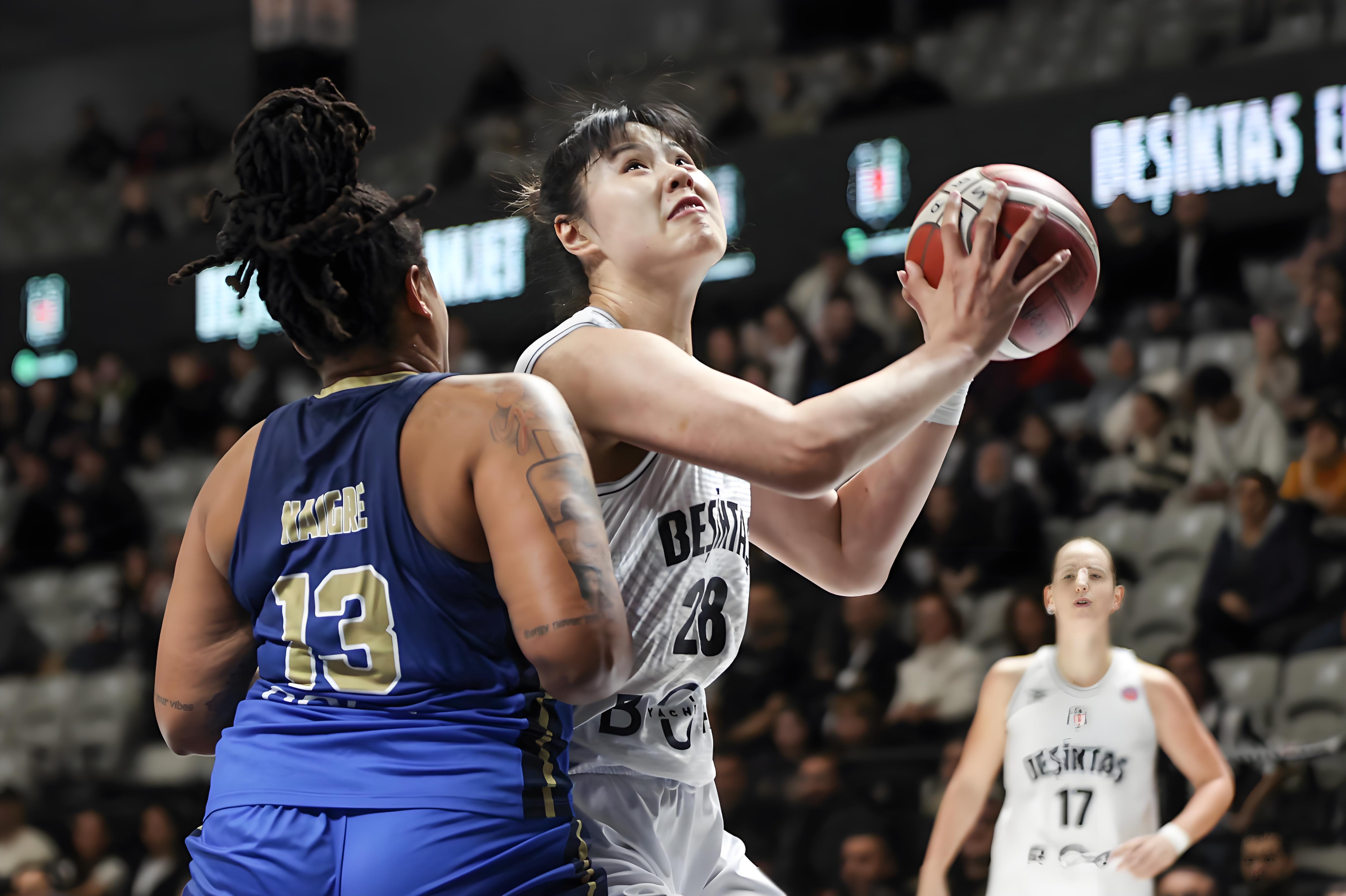 手感不佳！李月汝7中1得4分4篮板WNBA飞翼不敌王牌(李月汝还在wnba打球吗)